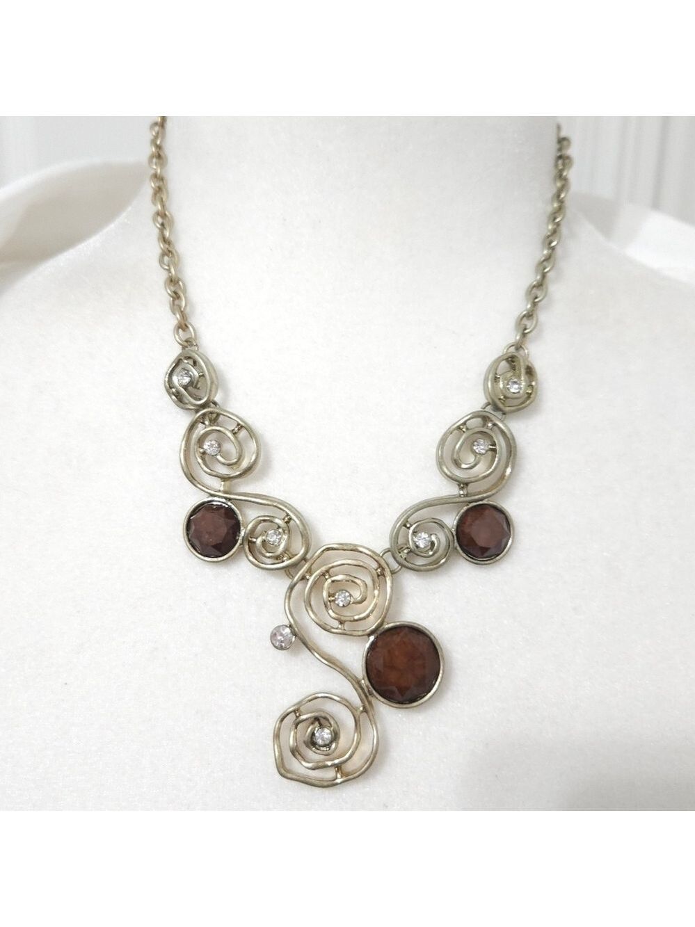 NWT Statement Necklace Set